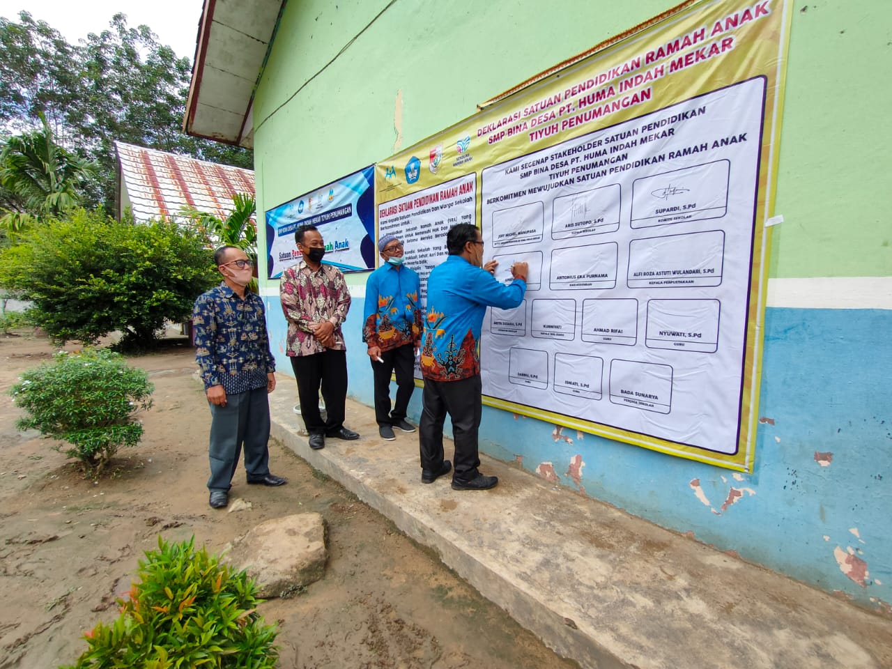 Deklarasi Sekolah Ramah Anak | SMP BINA DESA